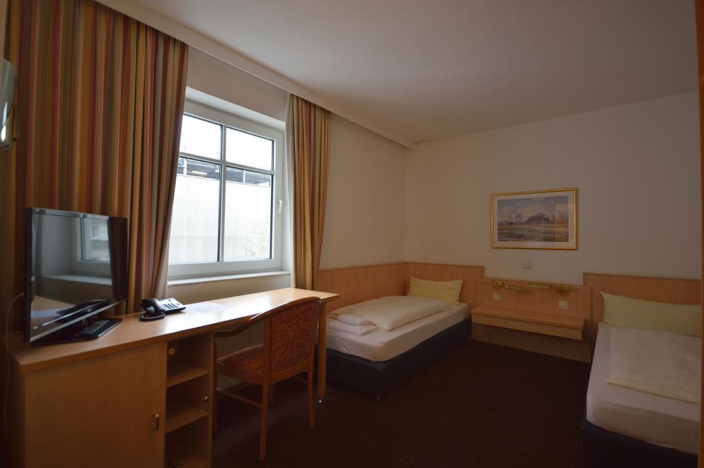 Hotel Hornung Ντάρμσταντ Δωμάτιο φωτογραφία