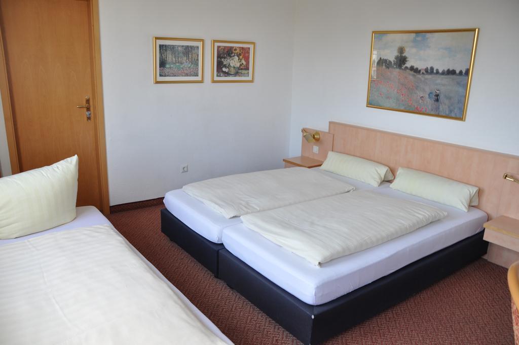 Hotel Hornung Ντάρμσταντ Δωμάτιο φωτογραφία